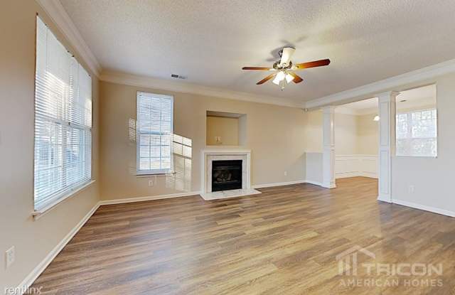 13215 Crooked Pine Court Gallery 3