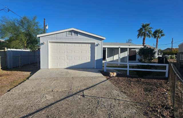 Newly Remolded 3 Bedroom Manufactured Home in Bullhead City photos photos
