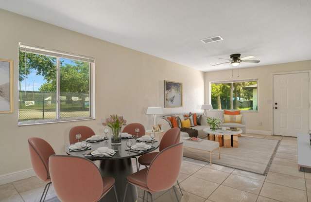 Renovated 2 Bed 1 Bath Pet Friendly with Washer Dryer Hook Ups in Unit - 1733 Eastern Road, South Daytona, FL 32119