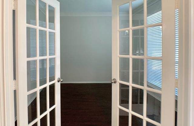 9105 Garden Grove Drive Gallery 3