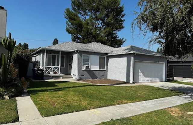 Charming Newly Renovated HOUSE with Private Yard and Garage on LARGE Lot! - 11471 Culver Park Drive, Culver City, CA 90230
