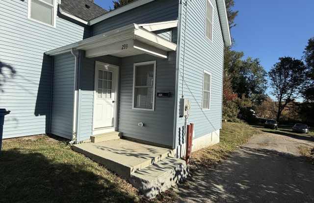 293 Boswell Avenue Gallery 1