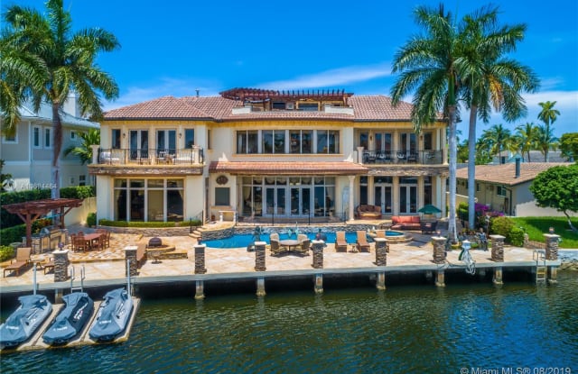 3201 NE 27th Ave - 3201 Northeast 27th Avenue, Lighthouse Point, FL 33064