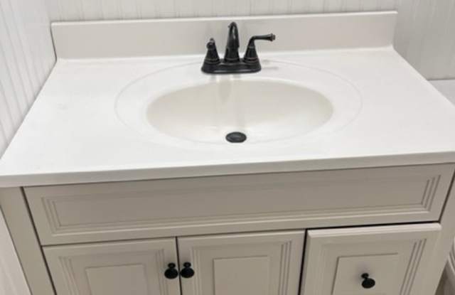 2496 East Main Street - 2496 East Main Street, Bridgeport, CT 06610