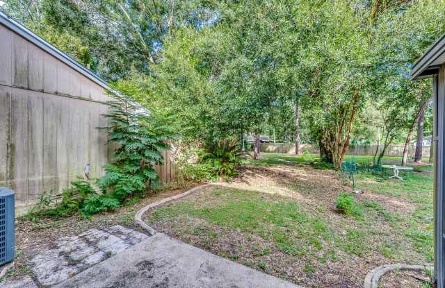 7605 RAIN FOREST DR N Gallery 3
