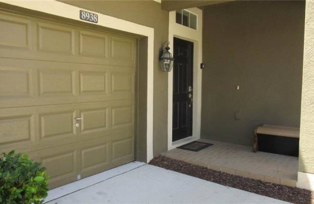 8938 BISMARCK PALM ROAD Gallery 2