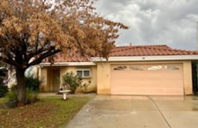 692 Froude Way - 692 Froude Way, Hemet, CA 92544