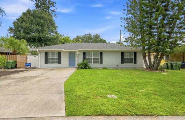 3-Bed/2-Bath Sarasota Gem: Private Pool & Central Location!! photos photos 3-Bed/2-Bath Sarasota Gem: Private Pool & Central Location!! photos photos
