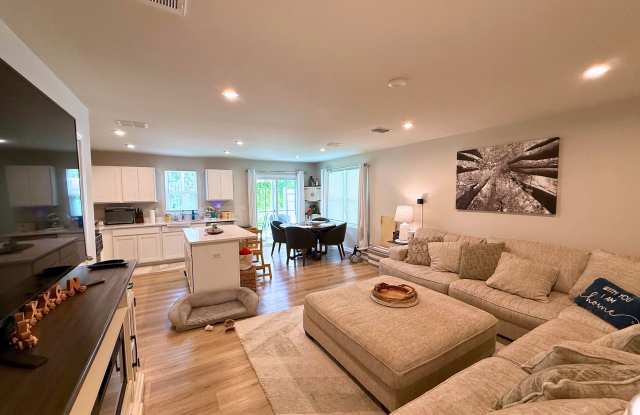 168 Sarnesfield Way - 1 Gallery 4