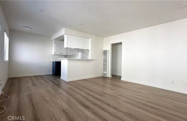 525 Howard Street photos photos