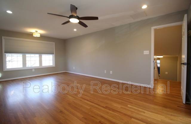 421 Blair Rd NW Gallery 2