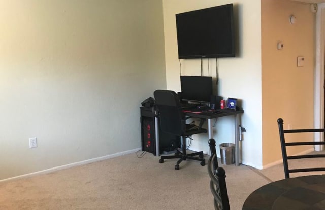 4645 South Kirkman Rd.  #13107 - 4645 Kirkman Road, Orlando, FL 32811