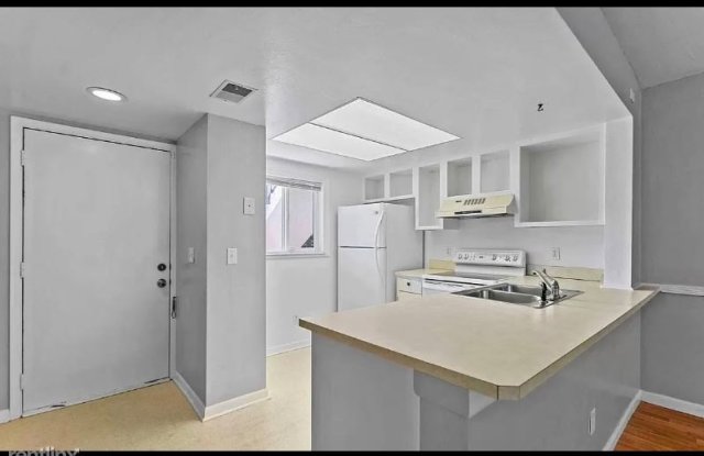 4469 Holly Tree Rd - 4469 Holly Tree Road, Wilmington, NC 28412 4469 Holly Tree Rd - 4469 Holly Tree Road, Wilmington, NC 28412