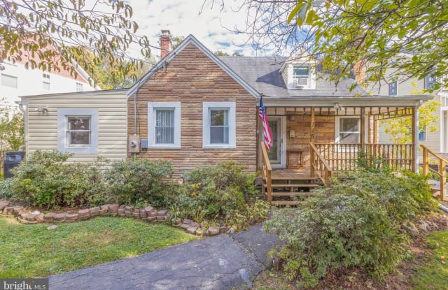 115 S SPRING ST - 115 South Spring Street, Falls Church, VA 22046