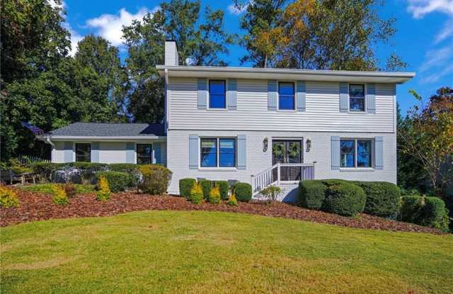385 Knoll Woods Terrace photos photos