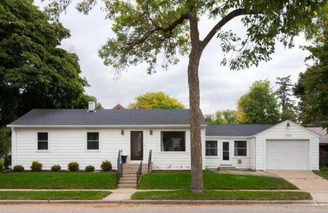 150 E Lancaster Ave photos photos