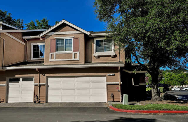 Bright and Spacious, 2BD/2.5BA, Two-Story Condo in Oak Creek in San Ramon- Available NOW! photos photos