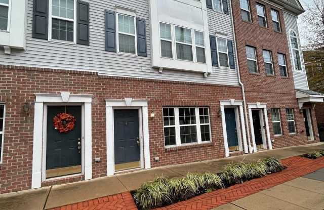 1050 LAMBERTON Street photos photos