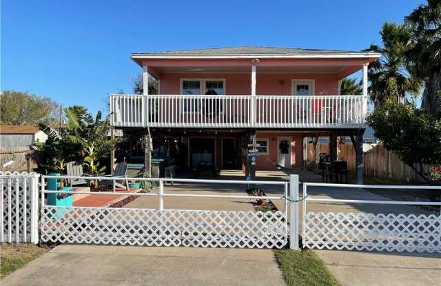 118 Riviera Drive Gallery 3