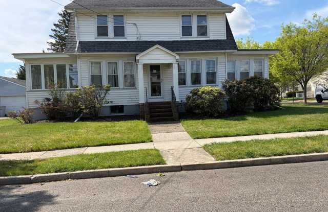 1001 NEW PEAR Street photos photos