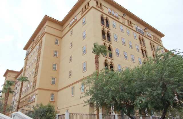 Modern 1 Bed / 1 Bath Condo on 8th Floor photos photos