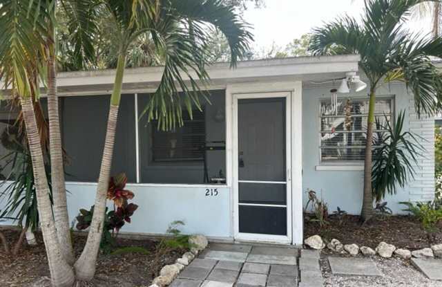 One-year lease starting in January, with free move-in for December. - 215 10th Street Southwest, Largo, FL 33770