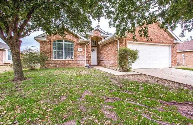 321 Foreston Drive - 321 Foreston Drive, Roanoke, TX 76262