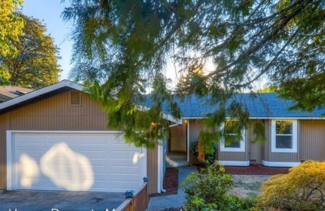 5609 17th Ave SW - 5609 17th Avenue Southwest, Seattle, WA 98106