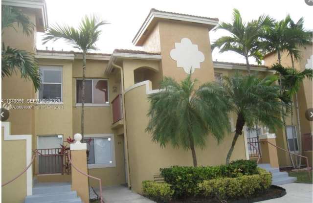 7820 NW 7th St photos photos