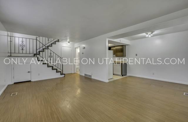 220 W Foxbridge Dr photos photos