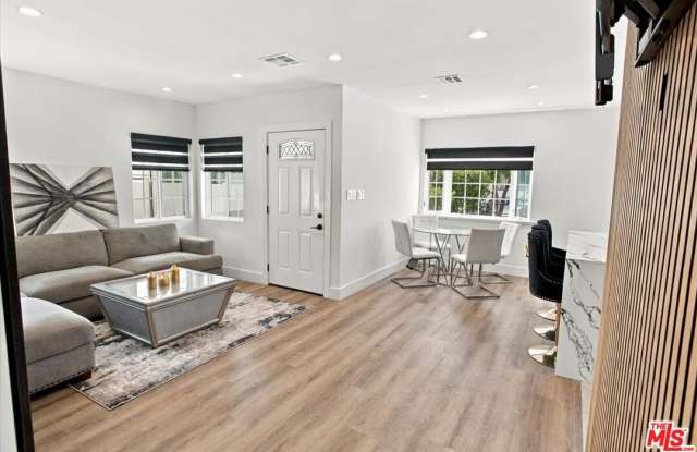 6522 Teesdale Ave Gallery 3