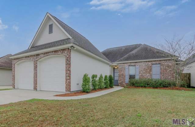 729 Portula Ave - 729 Portula Avenue, Gardere, LA 70820 729 Portula Ave - 729 Portula Avenue, Gardere, LA 70820