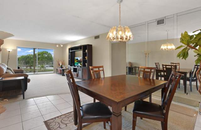 2101 Lucaya Bend photos photos