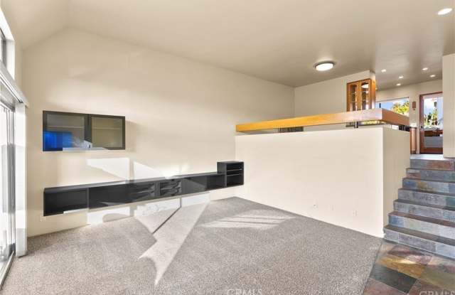 320 Cazador Lane Gallery 4