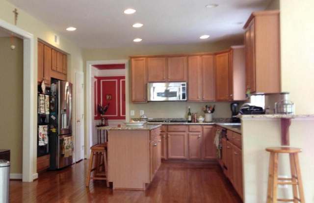 21372 Larue Court Gallery 3