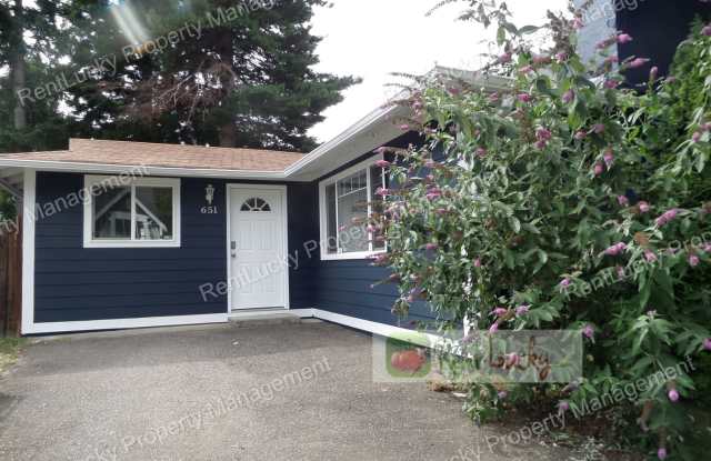 Super-Cute 3-Bedroom House in Fantastic Renton Location FOR RENT!! photos photos