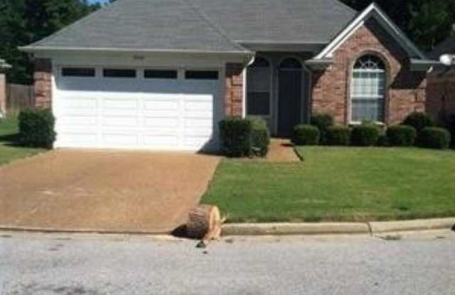 8666 VALMONT - 8666 Valmont Circle, Memphis, TN 38016