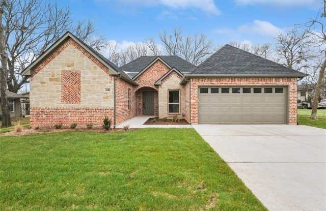 306 W Mclain Drive photos photos