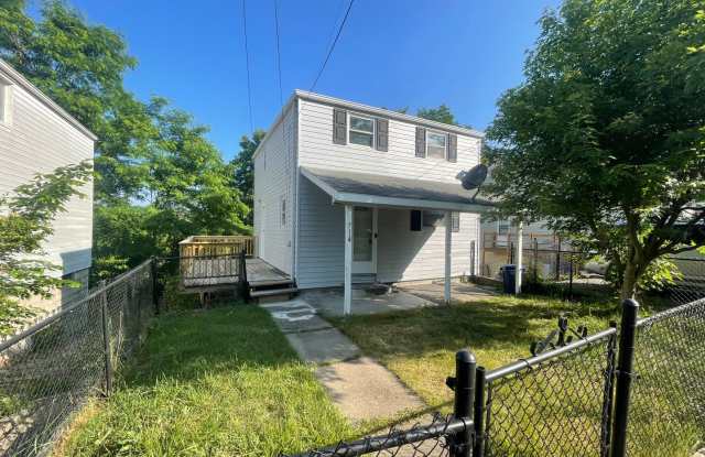 COMING SOON! HOME IS CURRENTLY OCCUPIED – PLEASE DO NOT GO ONTO THE PROPERTY OR DISTURB RESIDENTS LIVING THERE! photos photos