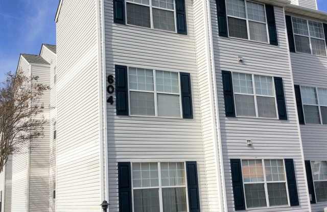 Two-Bedroom Condo in the Beach Borough! photos photos