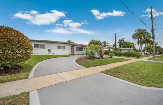 1931 SW 22nd Ave photos photos