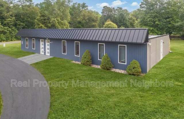 16057 Blue Star Highway - 16057 Blue Star Highway, Van Buren County, MI 49090