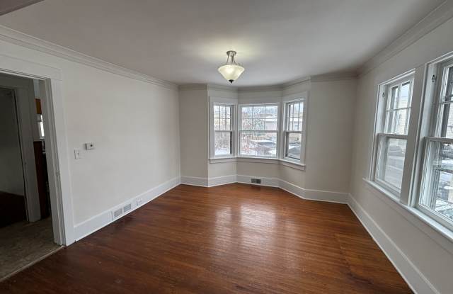 72 Martinot Avenue Gallery 4