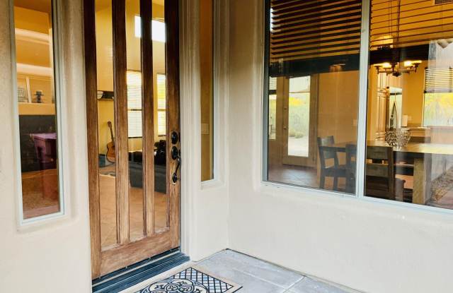 6925 E Sienna Bouquet Place Gallery 2