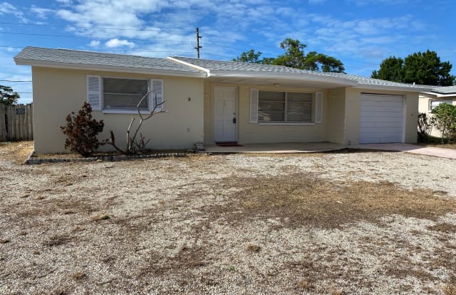 3241 Finch Drive - 3241 Finch Drive, Elfers, FL 34690