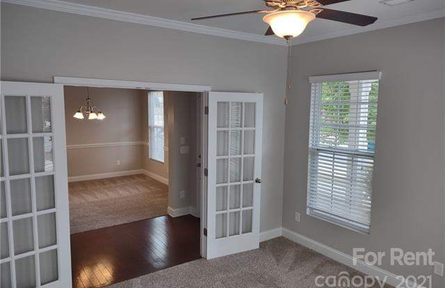 14217 Green Birch Drive Gallery 4