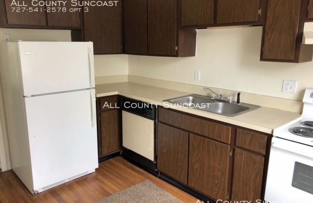 5455 21st Way S - 5455 21st Way South, St. Petersburg, FL 33712
