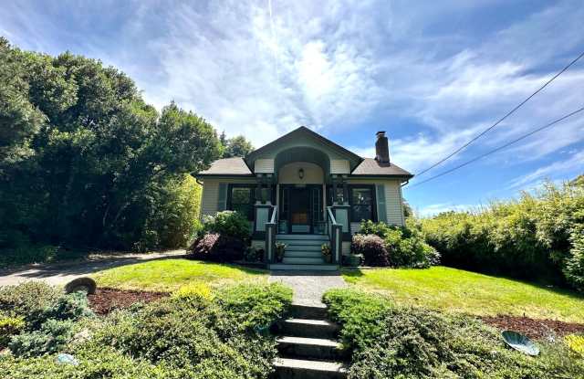 Meticulous Maintained home in the heart of highly desirable Mt Baker! photos photos