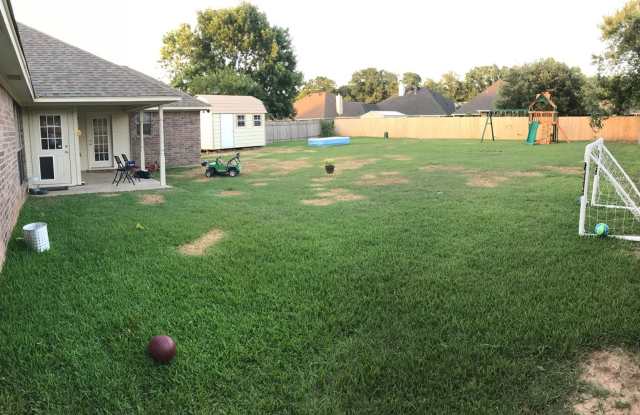 Cressmont, 1025 photos photos