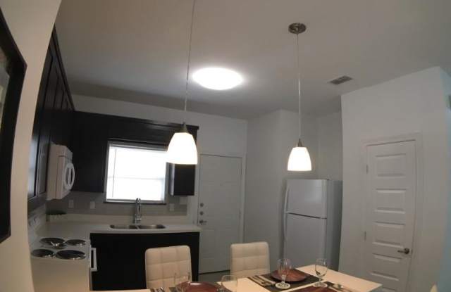 3605 Valeria St Gallery 3